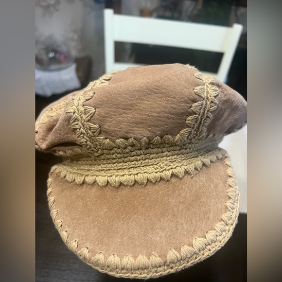 Women’s Crochet Tan Newsboy Hat By Lane Bryant - Picture 3 of 10